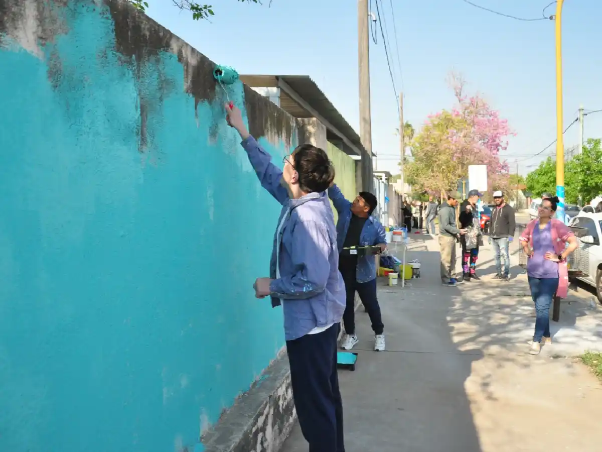 El proyecto “Las Paredes Hablan” llegó a la Escuela Ana Sullivan