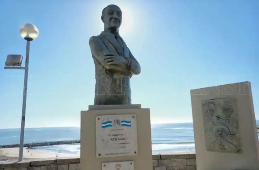 Alberto Olmedo: el Maral 39, el edificio donde la gente pasa y aún señala el trágico balcón del piso 11