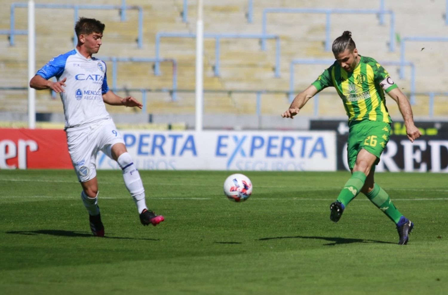 Fútbol: para ir a la cancha se deberá contar con al menos una dosis de la vacuna