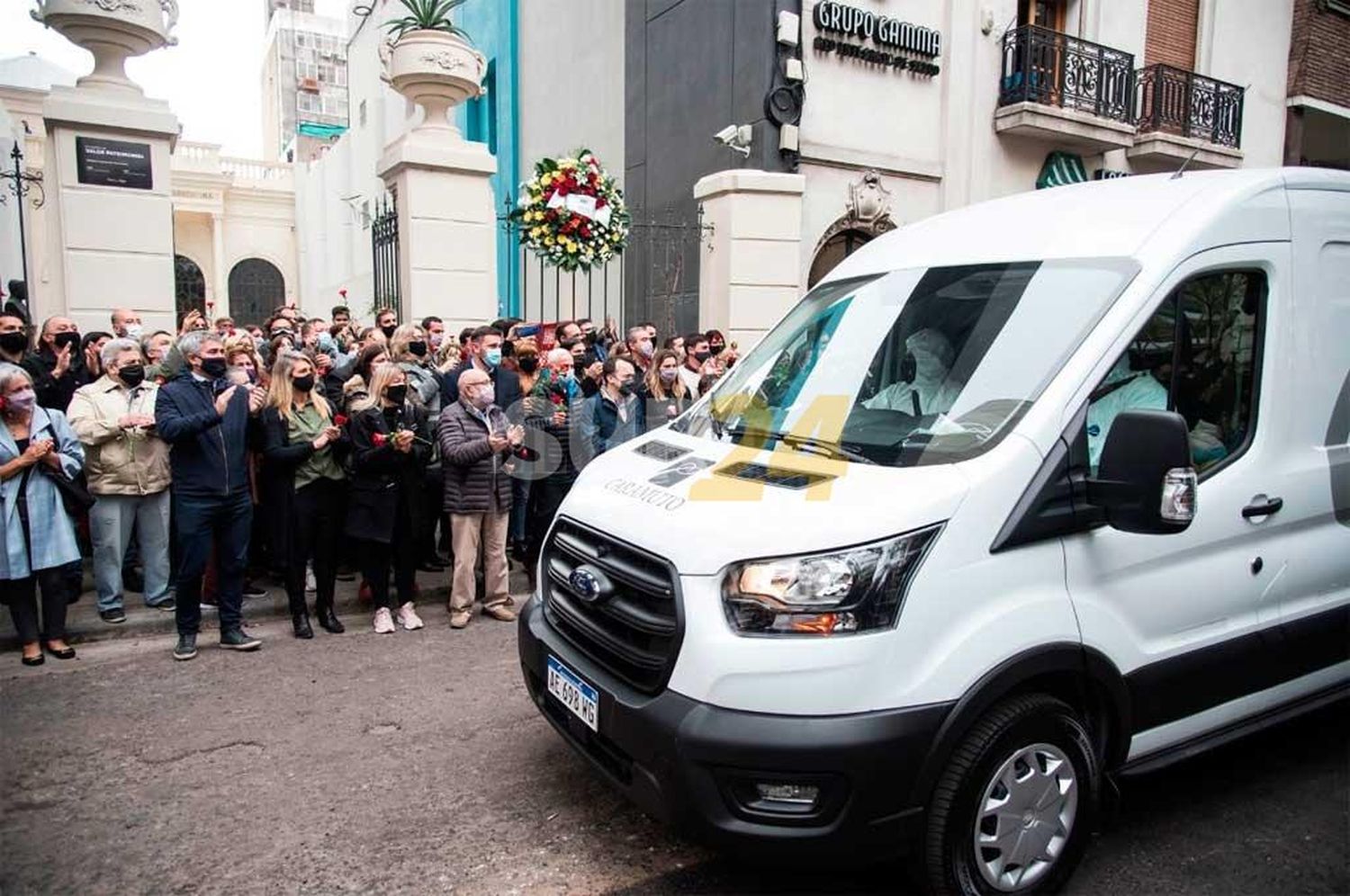 Un emotivo último adiós a Miguel Lifschitz