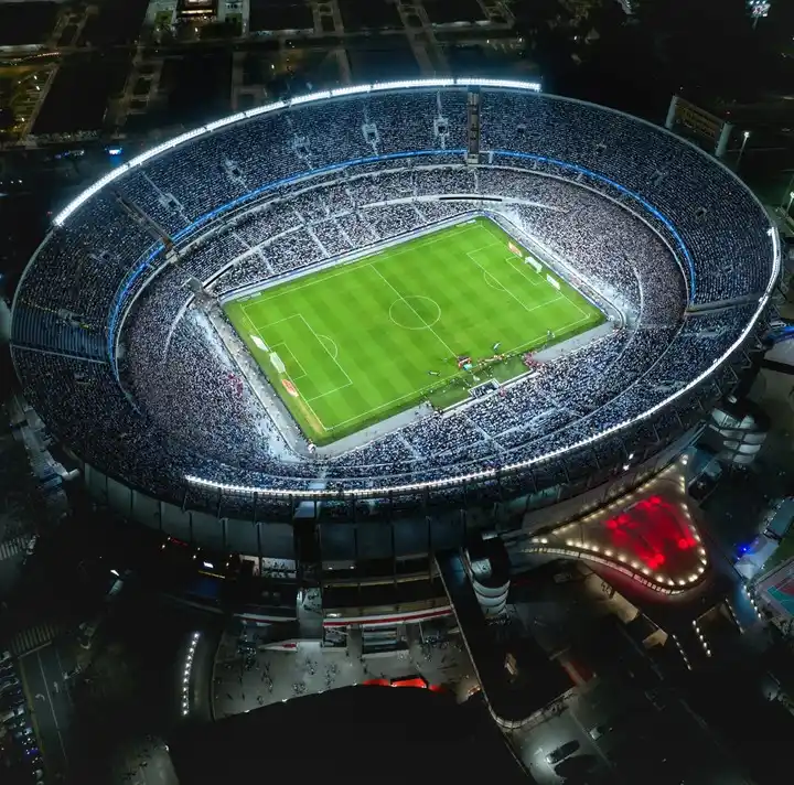 El Monumental pica en punta para albergar el partido inaugural de Argentina en 2030. (Prensa River).