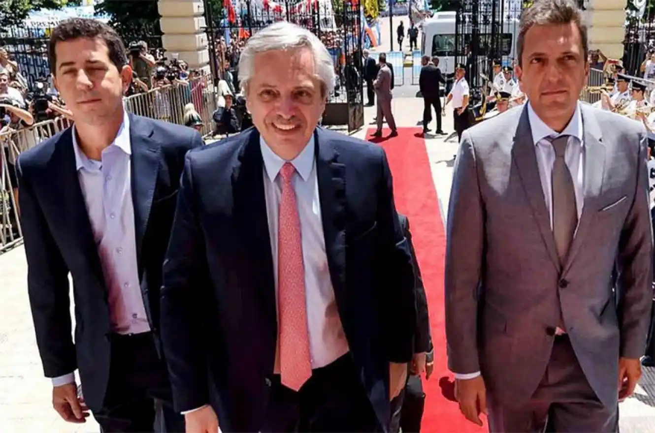 Alberto Fernández, Massa y de Pedro comparten actividad en el CCK