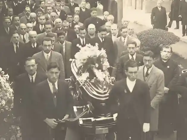 Imagen de servicios fúnebres antiguos, que variaban según la cultura y la época.