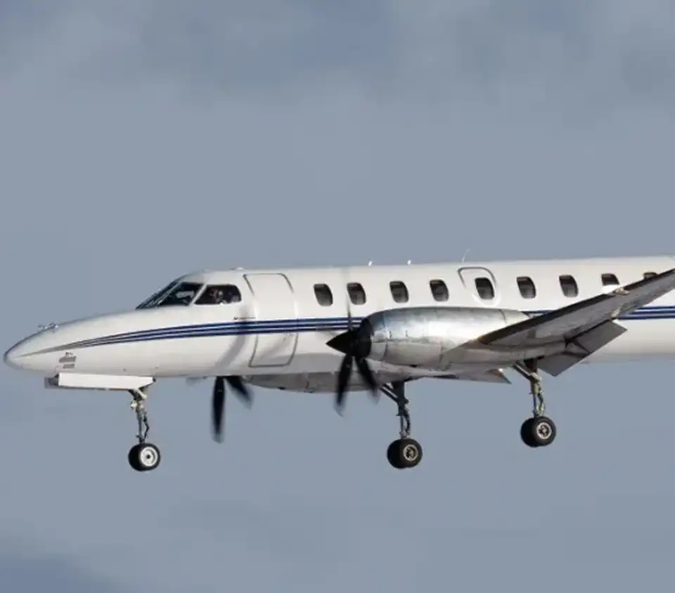 El avión se encontraba descendiendo hacia la pista de Tres Arroyos.