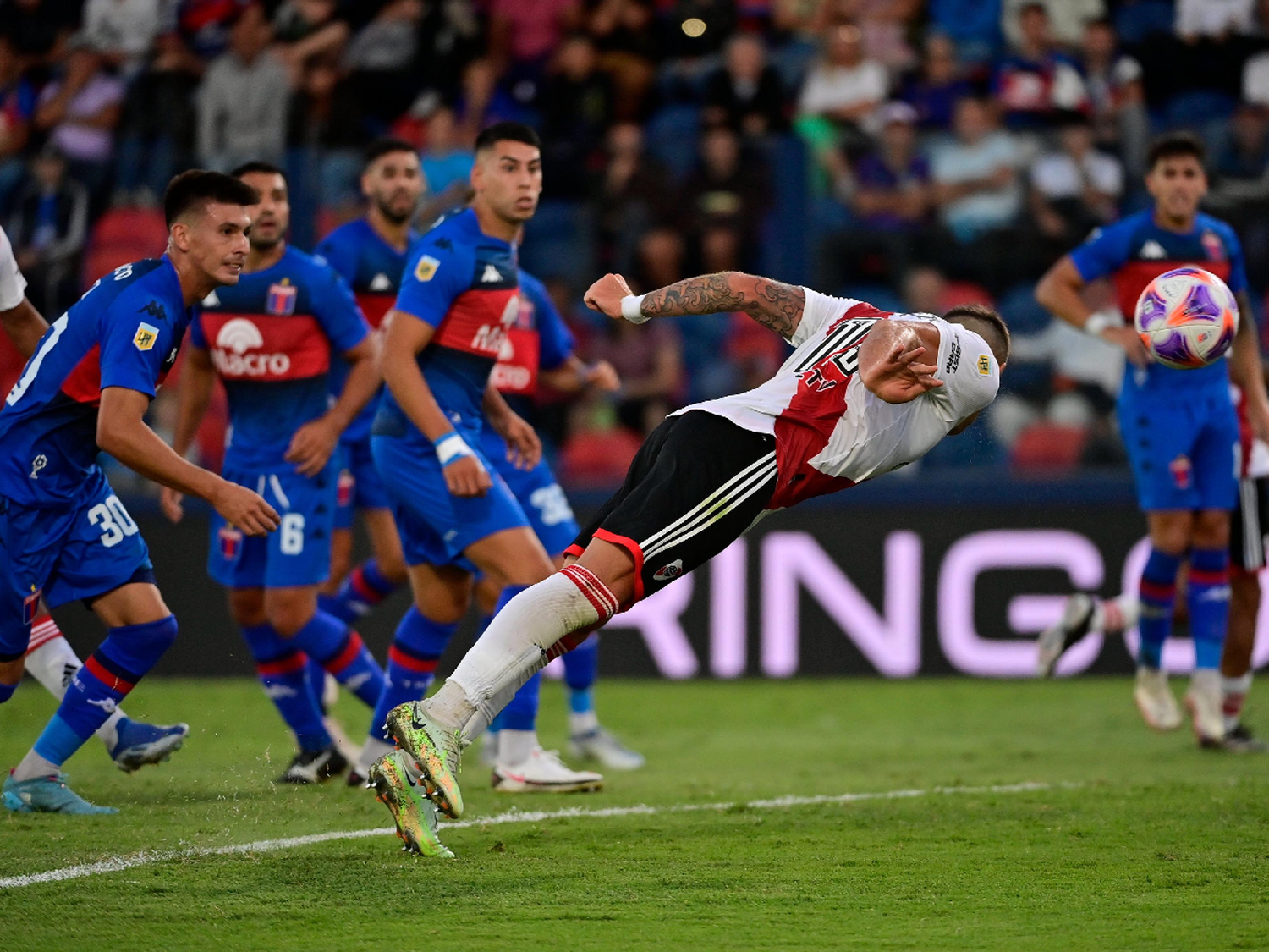 Gran victoria de River en cancha de Tigre