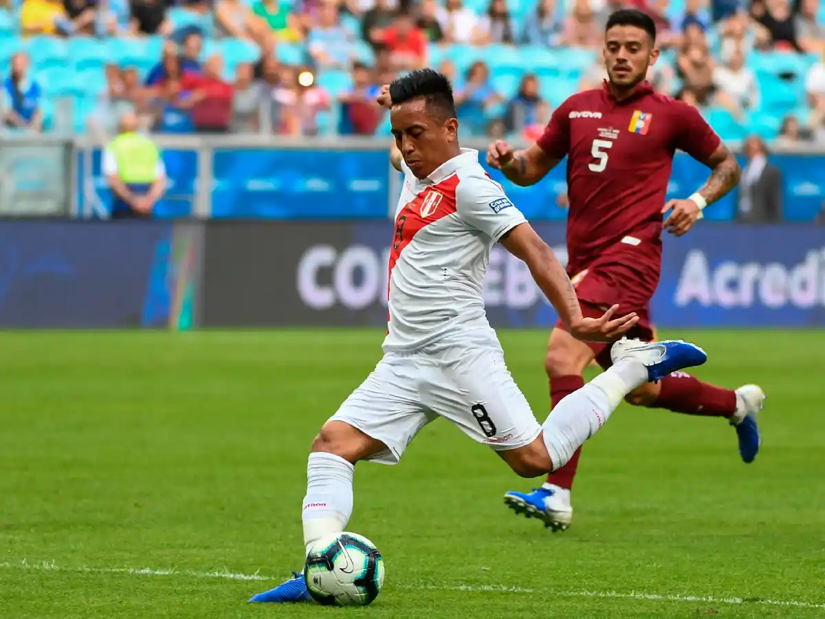 Perú no pudo con el VAR e igualó con Venezuela