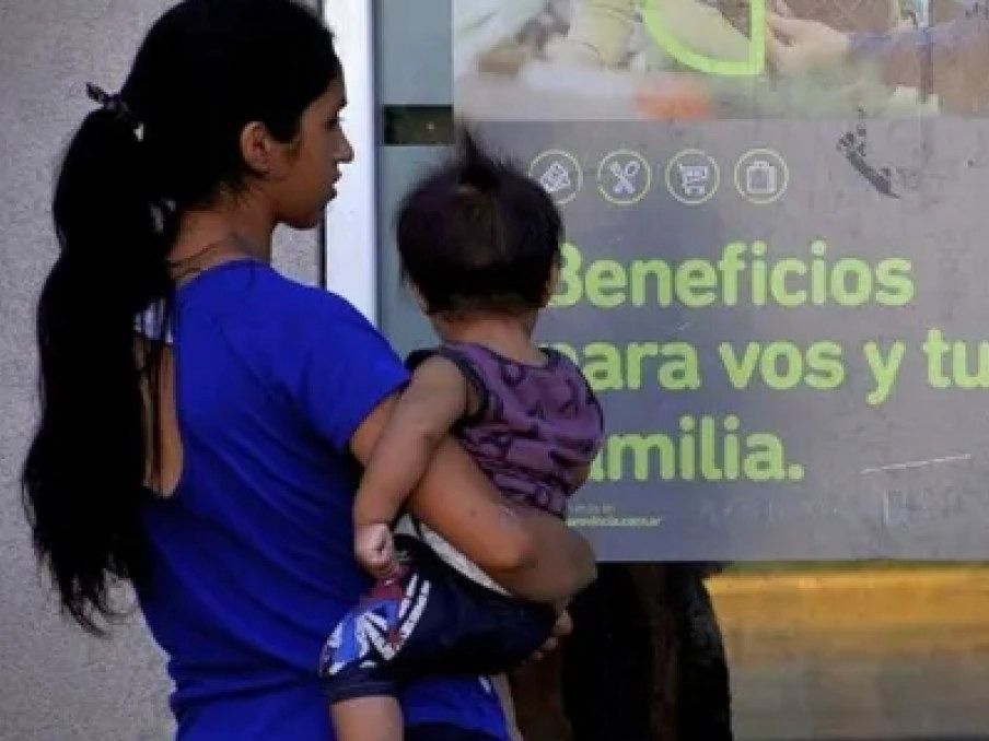 Las asignaciones familiares subirán un 2,40% en abril (foto: Agencia Noticias Argentinas)