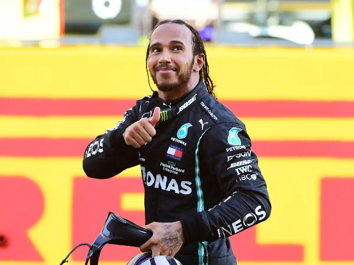 Victoria de Hamilton en accidentada carrera de Mugello