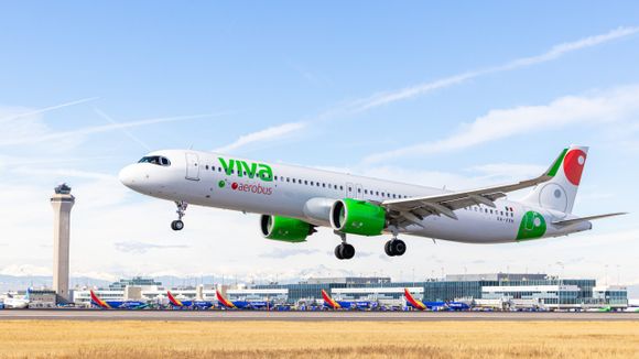Viva Aerobus began flights to Denver