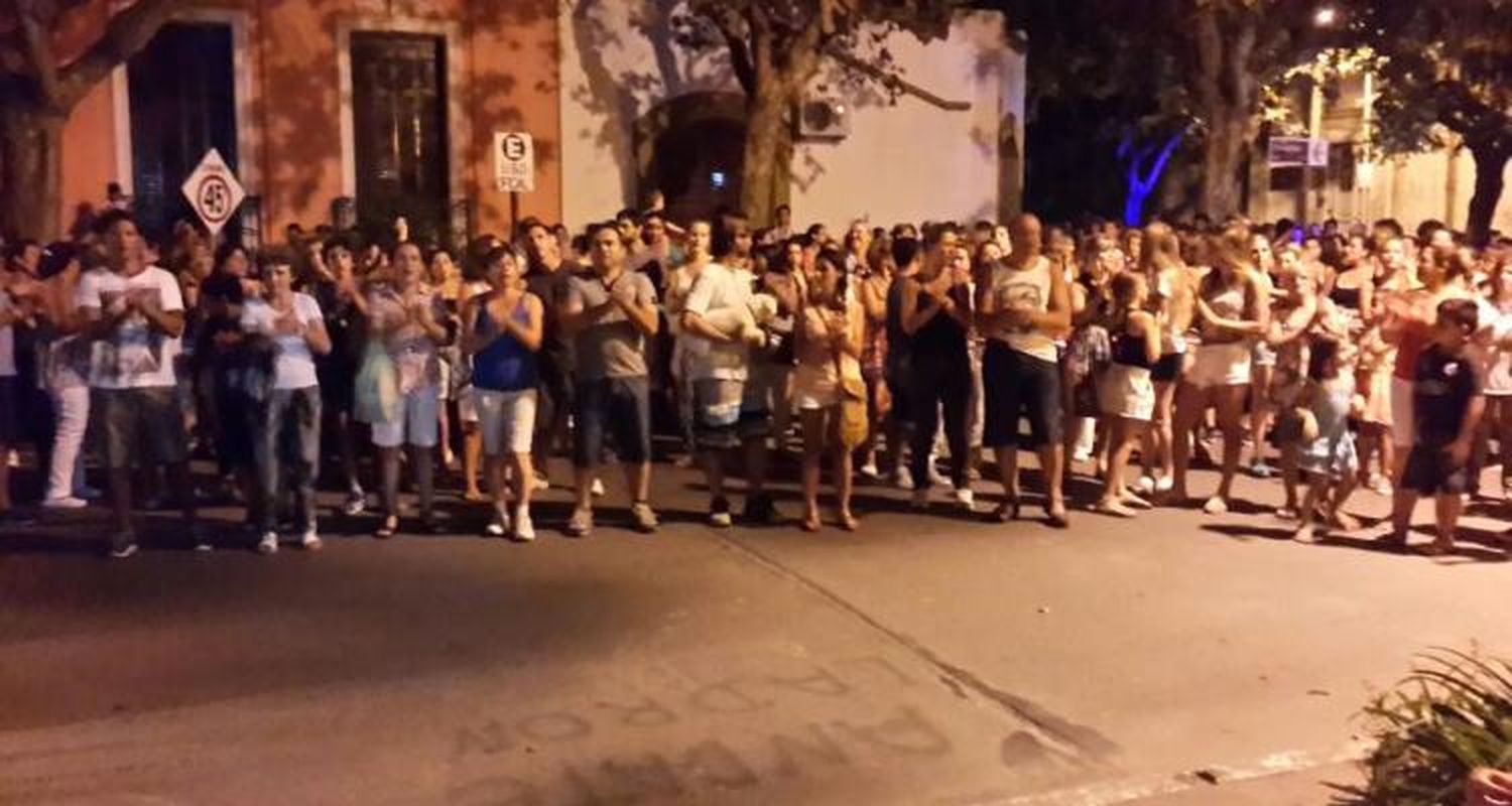Vecinos autoconvocados reclamaron por seguridad