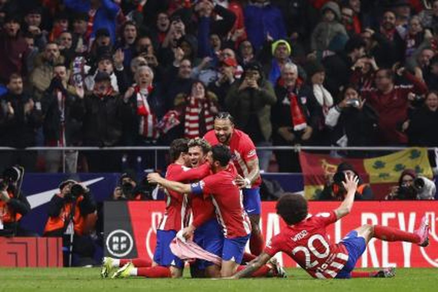 Los jugadores de Atlético de Madrid festejan uno de los goles