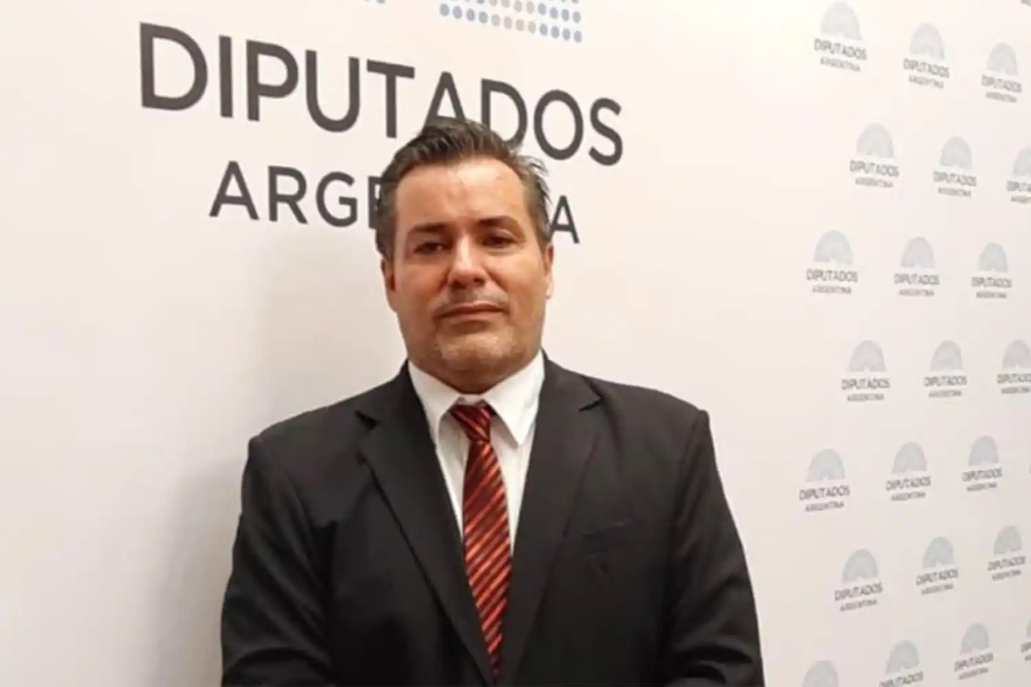 La justicia también le impuso la obligación de, por el plazo de dos años, fijar residencia.