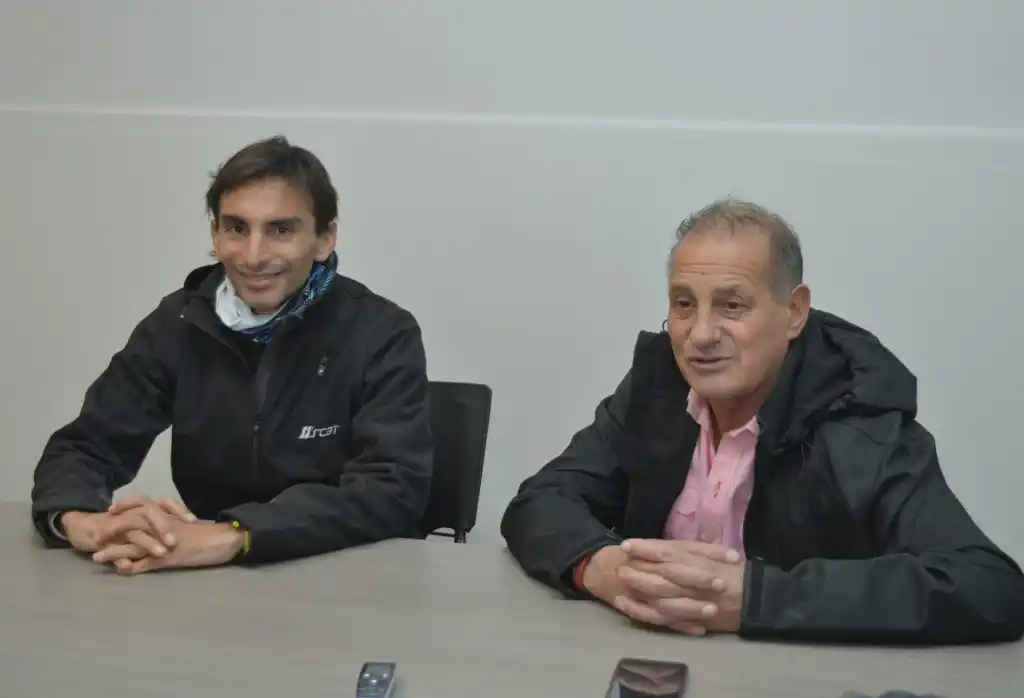 Olaechea y Hoffman, profetas en su tierra