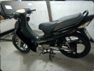 Robaron la moto de una enfermera del CIC Olimpo