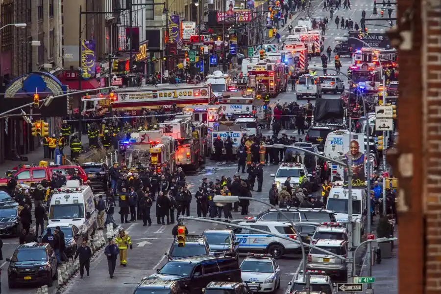 El alcalde de Nueva York asegura que la explosión fue un intento de atentado