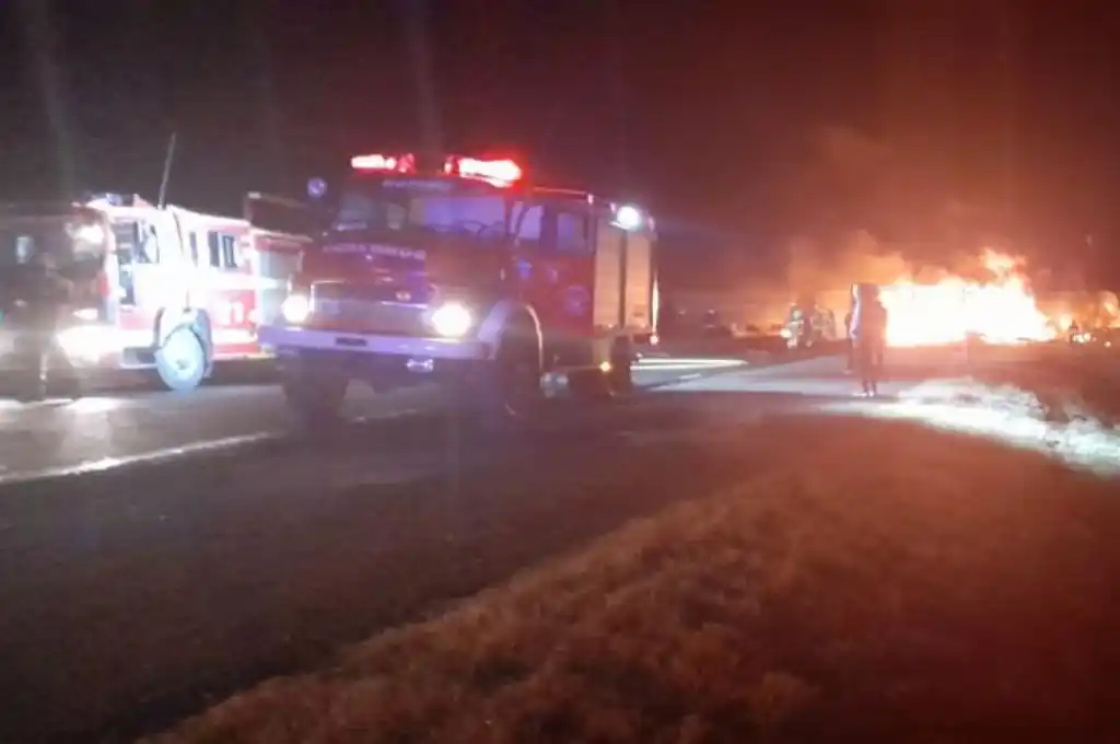 Rufino: un muerto tras chocar un camión contra un tren