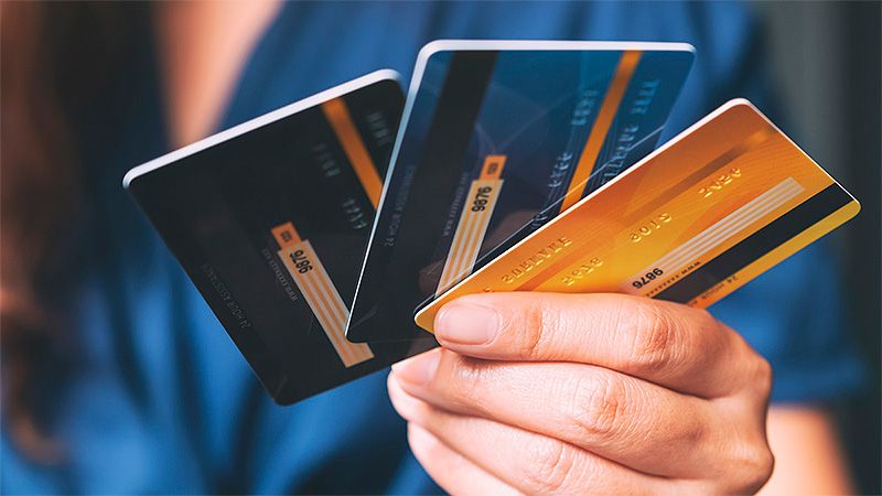 Bancos suben las comisiones: cuánto puede costar sacar dinero del cajero