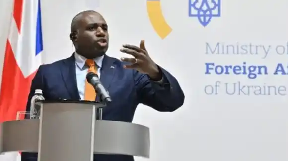 ARROZ CON MANGO: canciller británico habla de la inconveniencia de una rendición de Ucrania y mete dentro del paquete a Maduro