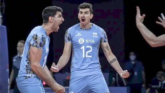 La Argentina le ganó 3-0 a Serbia y acumuló su sexta victoria en la Nations League de Voley