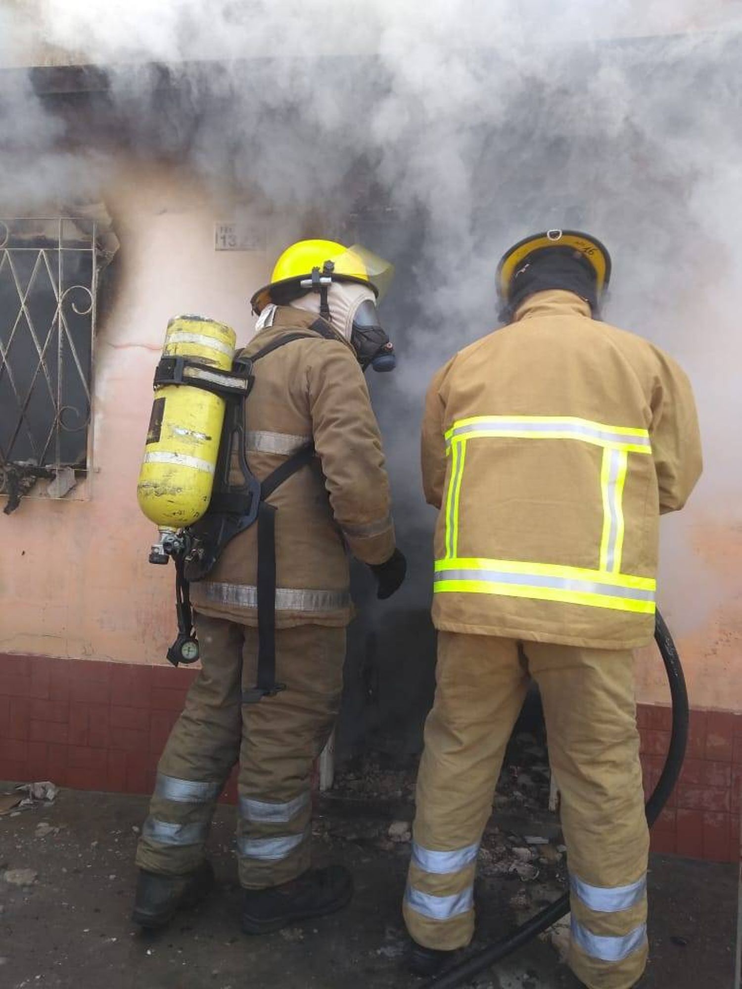 Peleó con su pareja y cuando regresó la casa estaba incendiada