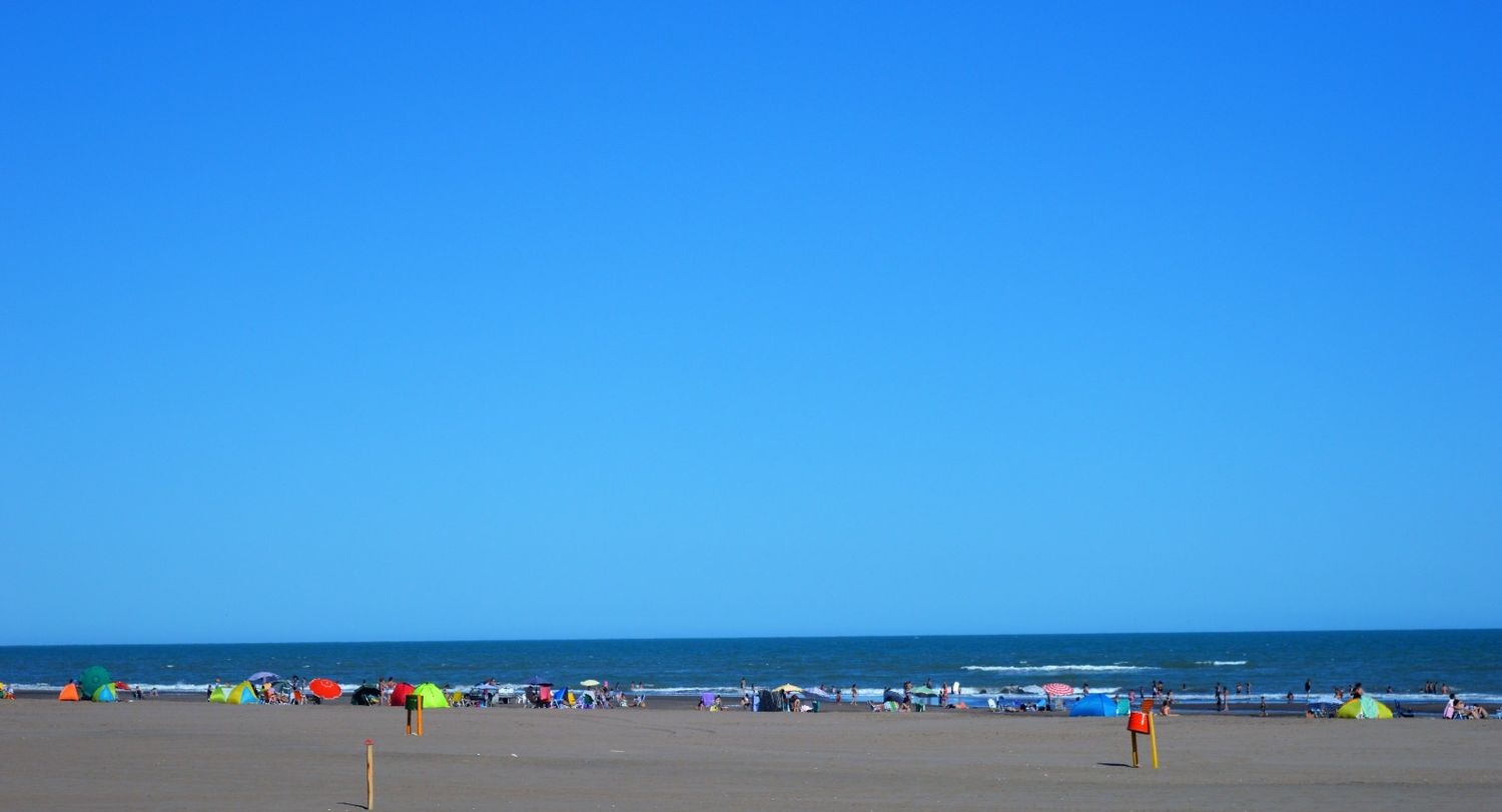 Arena y mar para disfrutar un verano soñado en las costas bonaerenses: Todas las opciones de playa en la Provincia