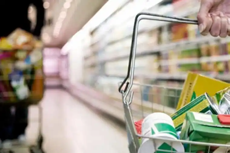Comerciantes esperan que la devolución del IVA incentive el consumo 