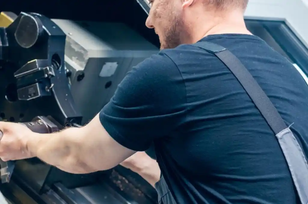 Creció un 7,9% interanual en agosto la actividad metalúrgica