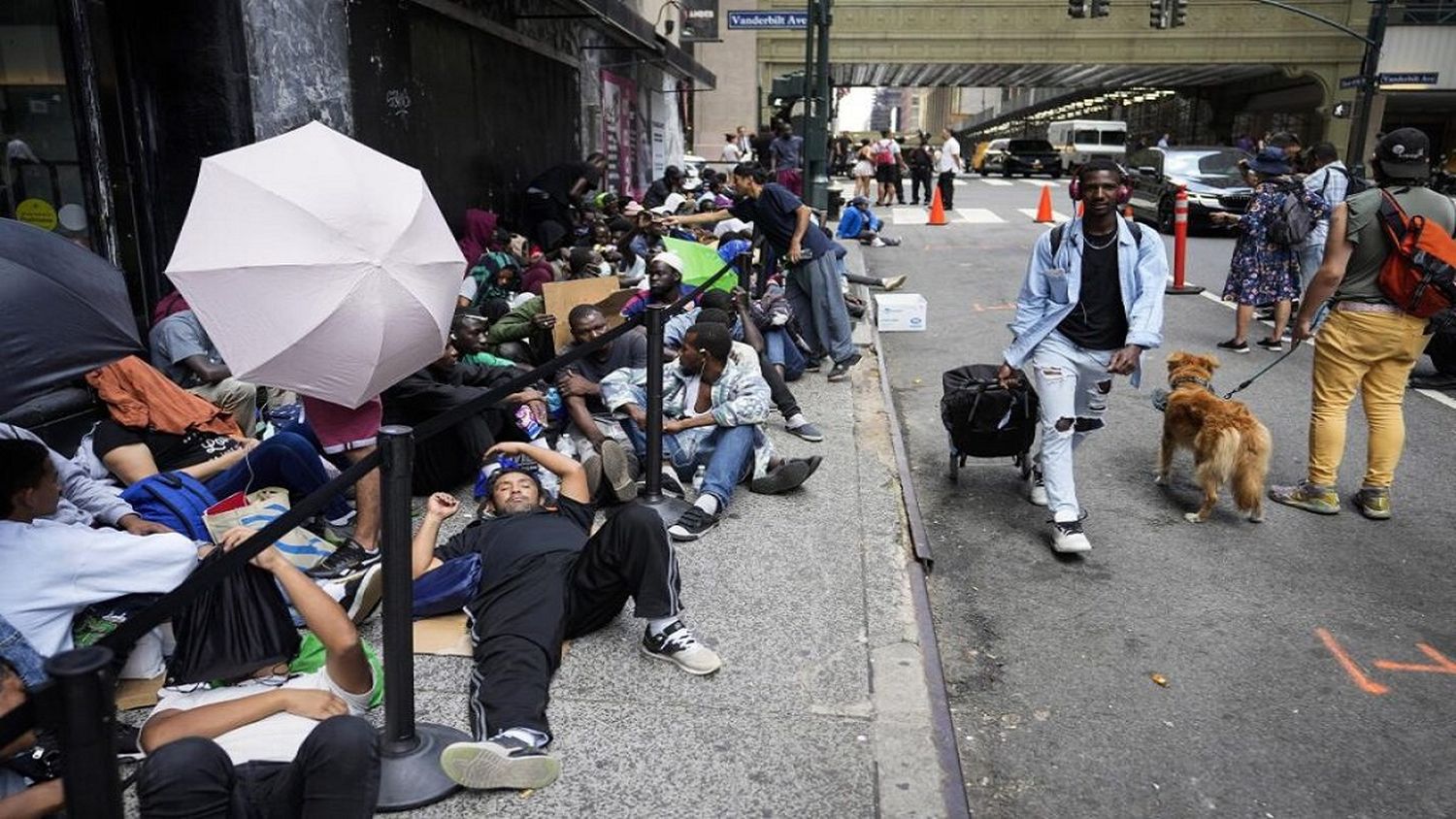 NUEVA YORK toma MEDIDAS para proteger a la comunidad migrante ante la llegada de TRUMP