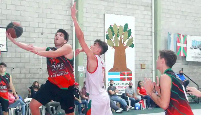 Alem pisó fuerte en la Junior