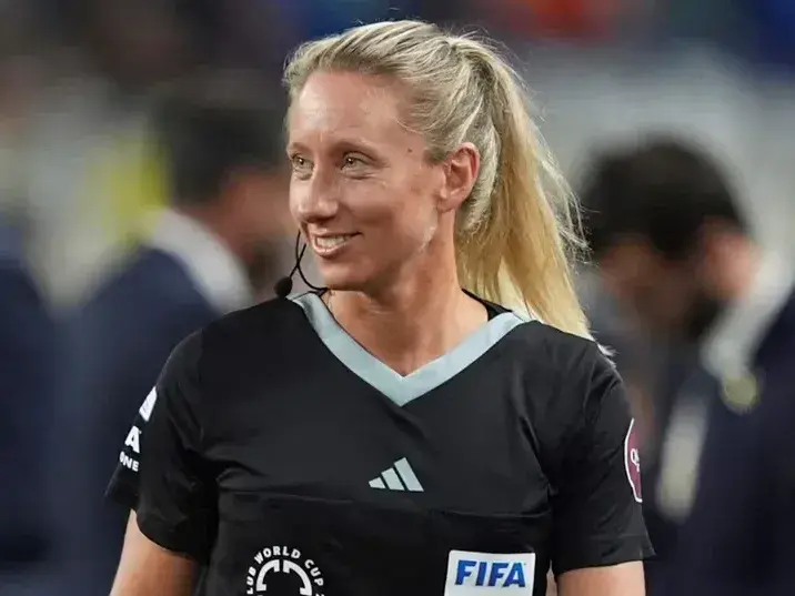 Tori Penso será árbitra principal en Sudáfrica-Rep.Checa, el miércoles a las 13hs . Foto: FIFA
