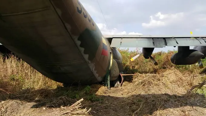 ¡SIN FRENOS! se estrella avión militar al aterrizar en la Base Libertador
