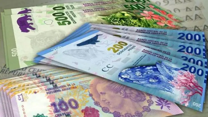 En noviembre los salarios volvieron perder contra la inflación y cerrarán 2020 con una caída