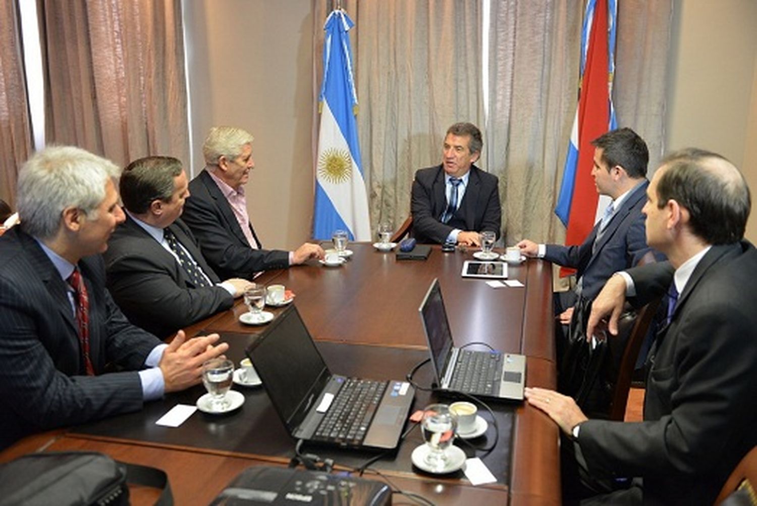 Telefónica le presentó a Urribarri un plan de inversiones
