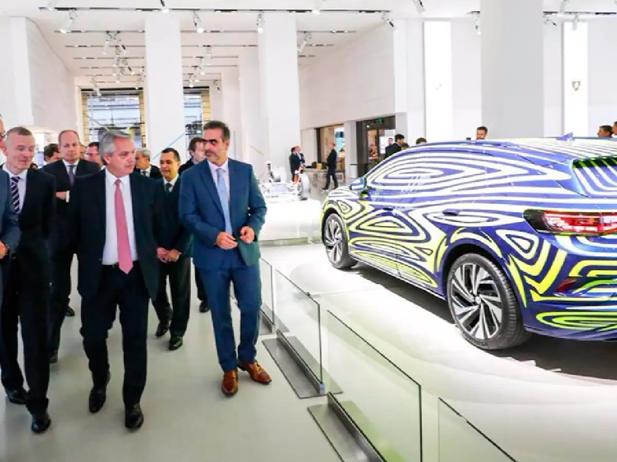 Fernández dijo que la inversión de Volkswagen "es una apuesta al futuro del país" 