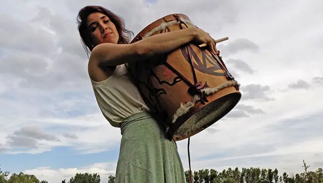 La compositora Luvi Torres en el ciclo 100×100+Cultura