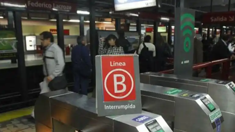 Subtes: Sin servicio en la Línea B por paro de metrodelegados