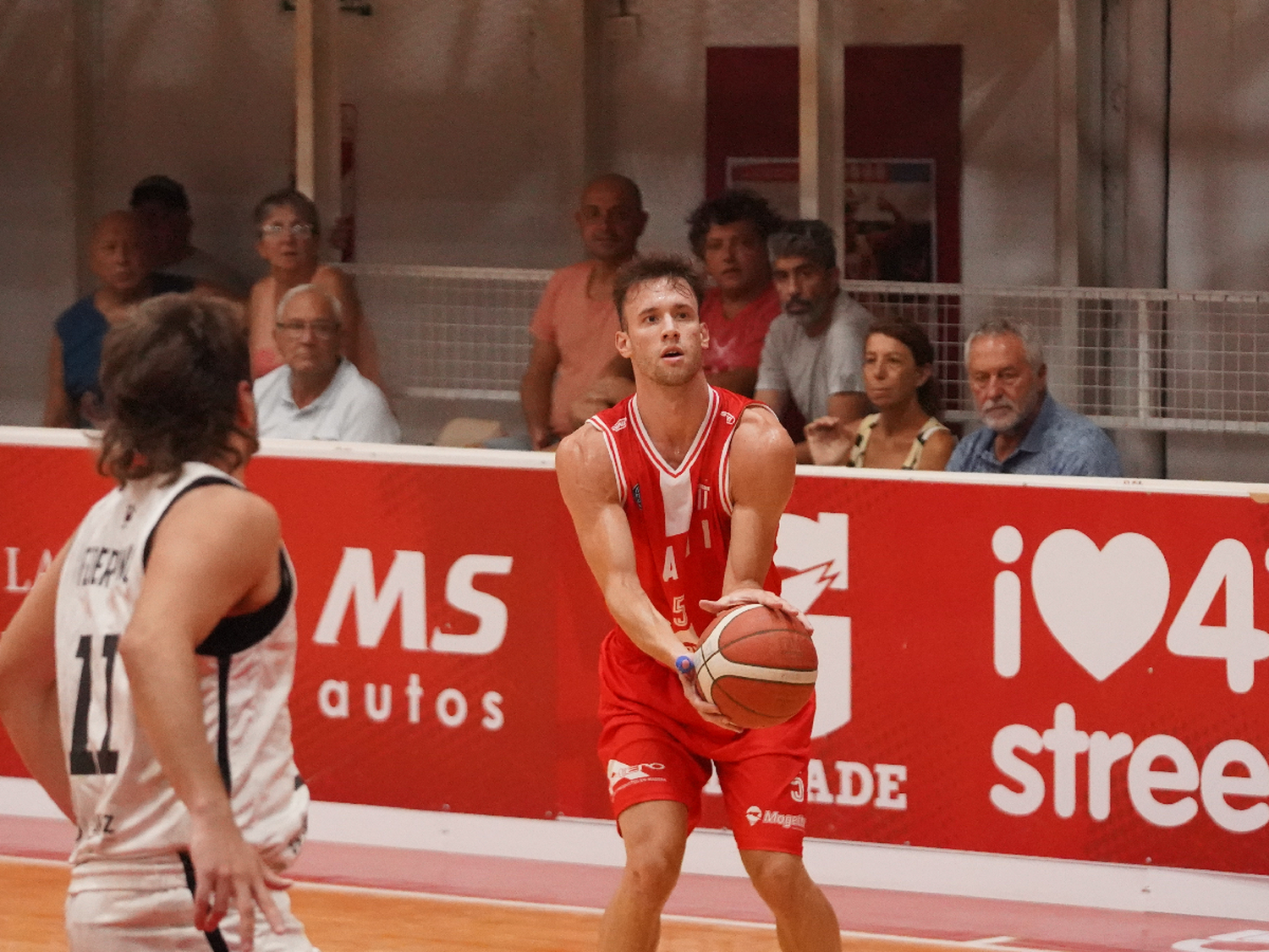 “Este equipo siempre sale a flote en las situaciones difíciles”