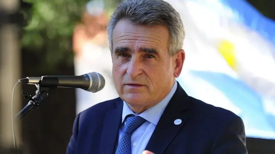 Agustín Rossi anunció que será candidato y adelantó cuál será su primera medida si llega a ser electo presidente