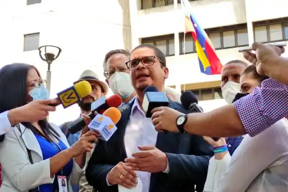 Mover introdujo recurso ante el TSJ para anular revocatorio