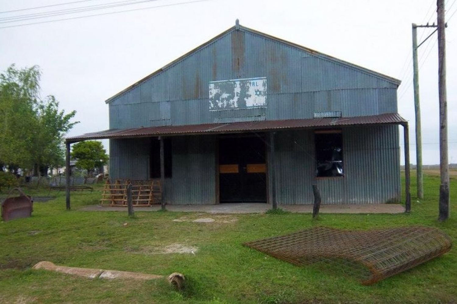 Una antigua edificación de chapa podría convertirse en “Patrimonio arquitectónico” de la provincia