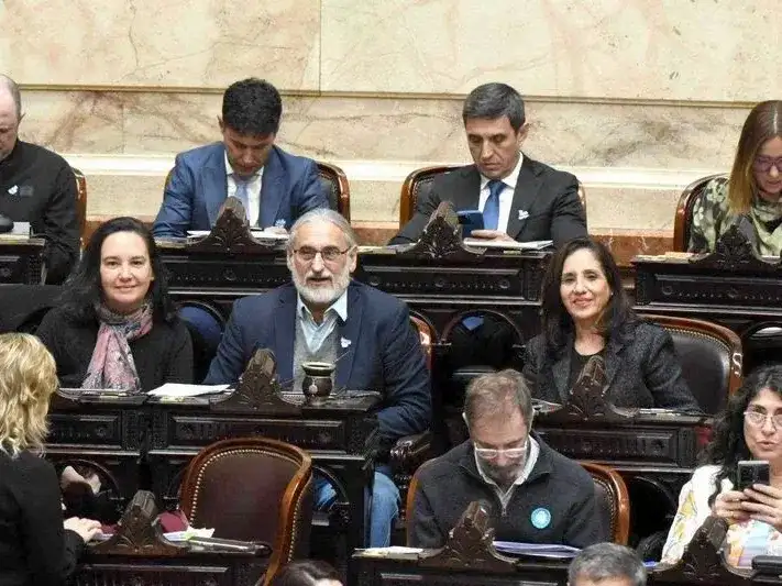 Buscan activar un pedido de interpelación 
contra el jefe de Gabinete, Manuel Adorni