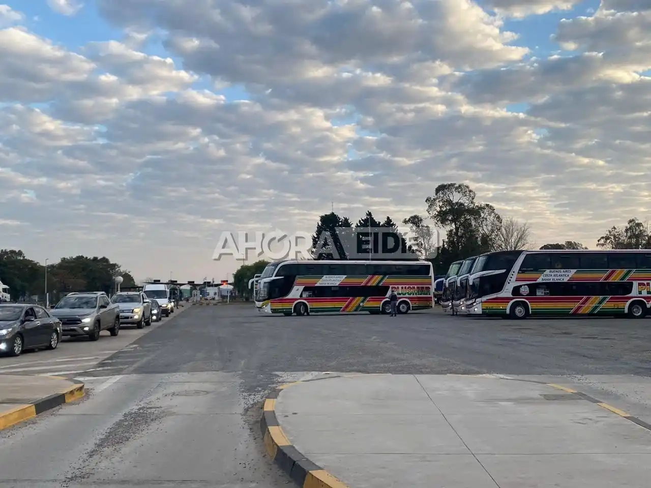 La hinchada de Boca pasó rumbo a Uruguay: cómo es el operativo para evitar incidentes