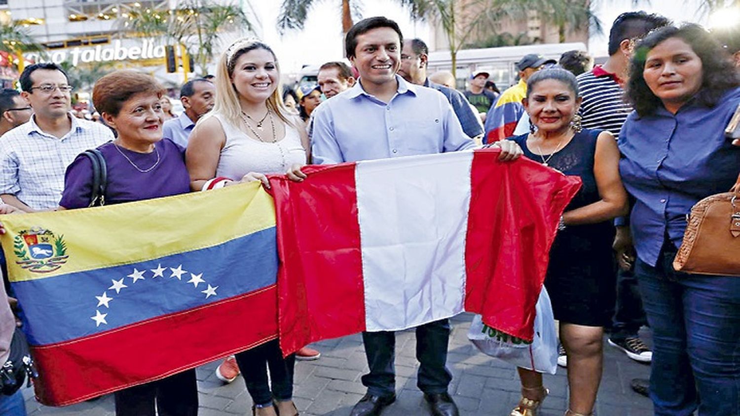 Perú emite nuevo decreto para regularizar estatus migratorio para venezolanos