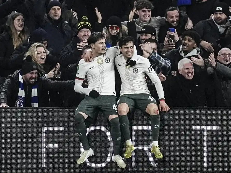 Asistencia de Buonanotte y doblete de Garnacho en la victoria de Chelsea ante Cardiff