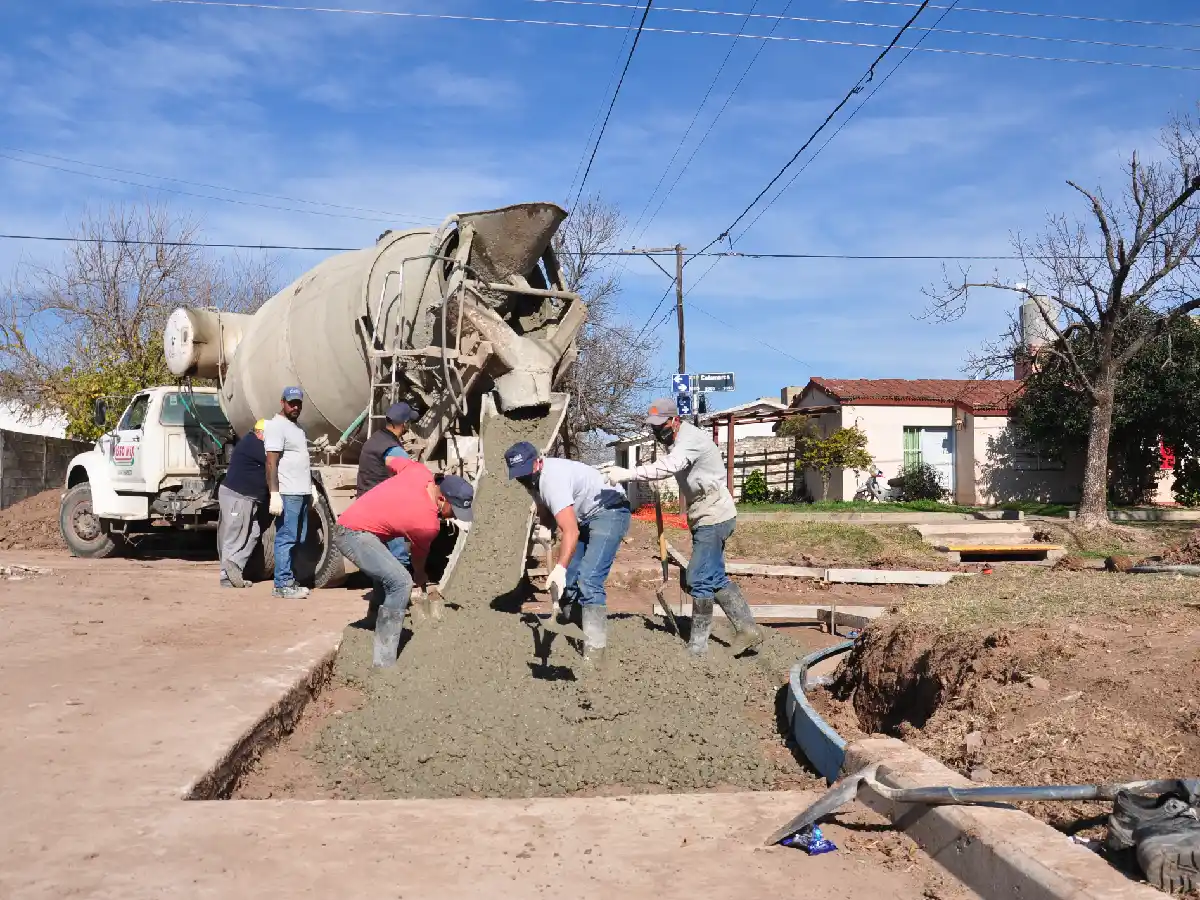 Barrio Bouchard sumará mil metros de cordón cuneta 