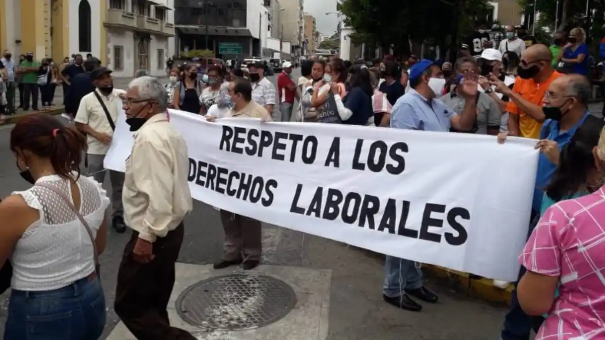 MAESTROS VOLVERÁN A LAS CALLES en enero para protestar contra la Onapre