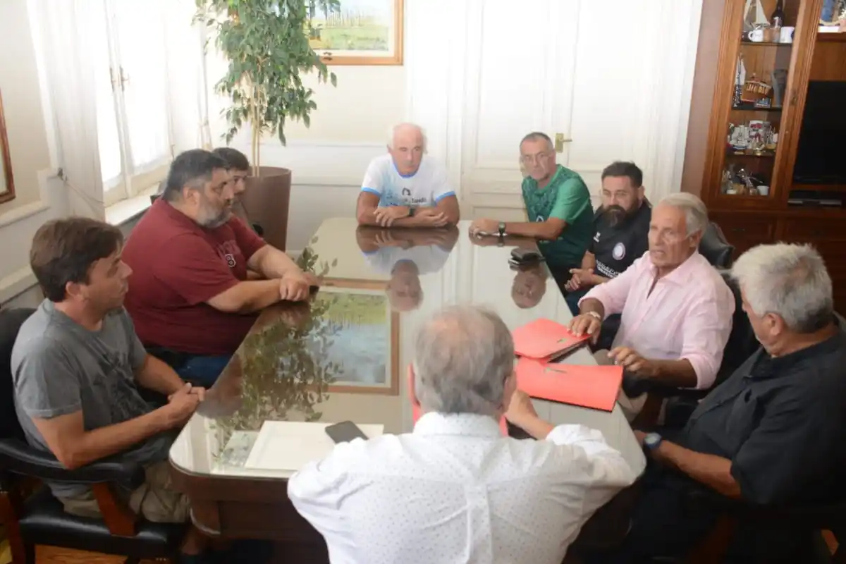 La medida alcanza a los clubes Deportivo Tandil, Deportivo San José, El Potrero, C.A Oficina, Grupo Universitario y Juventud Unida.