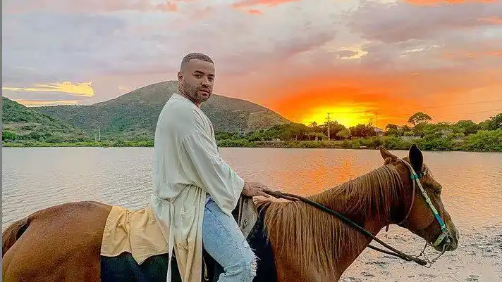 Nacho estará en ‘The Voice’ dominicana