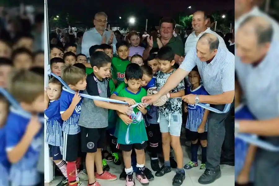 El Club Social y Deportivo Bella Italia inauguró un SUM, la secretaría y una cancha de Fútbol 5