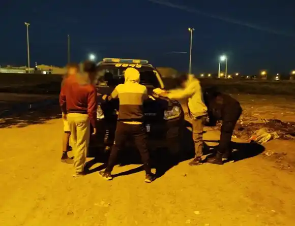 Nuevo operativo conjunto en Rafaela: identificaron a 48 personas y recuperaron una moto robada